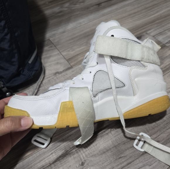 Nike Air Raid Shoes White Gum Retro DJ5974-100 Mens Size 9 - Picture 12 of 16